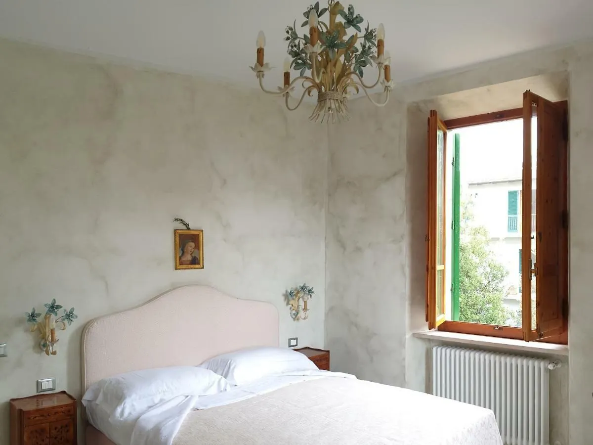 La Villa Sansepolcro 0*,  Italy